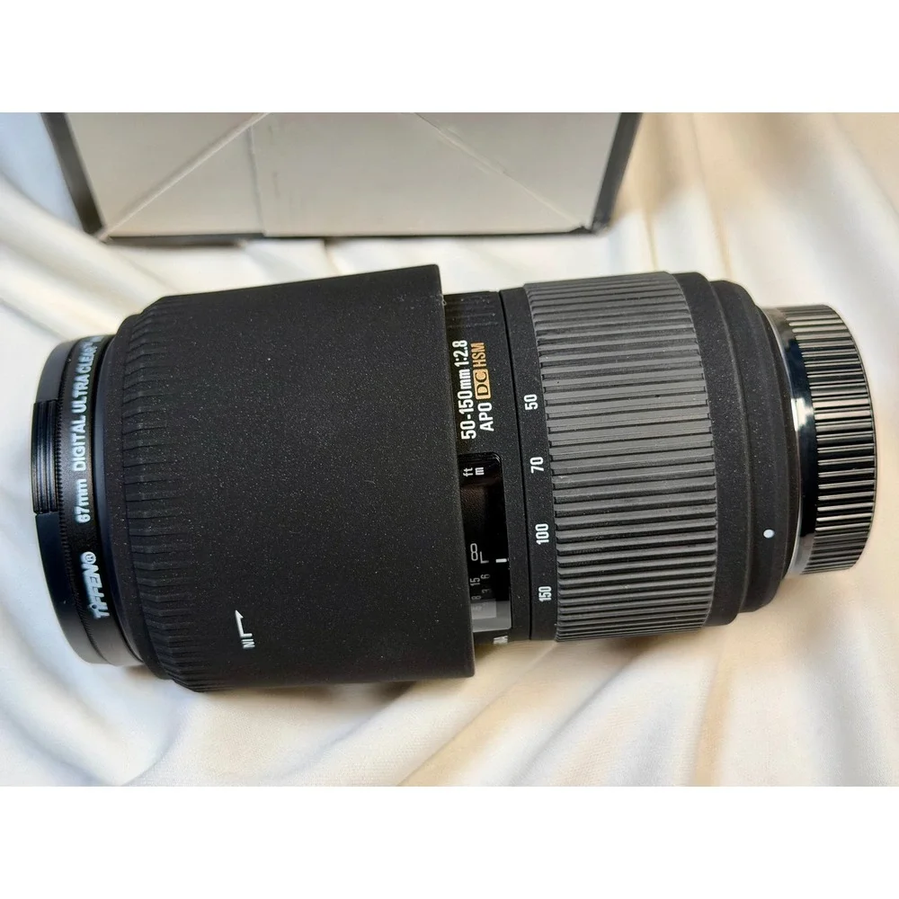Sigma 50-150mm f2.8 APO EX DC HSM Lens for Nikon F Mount DX with Box and Case